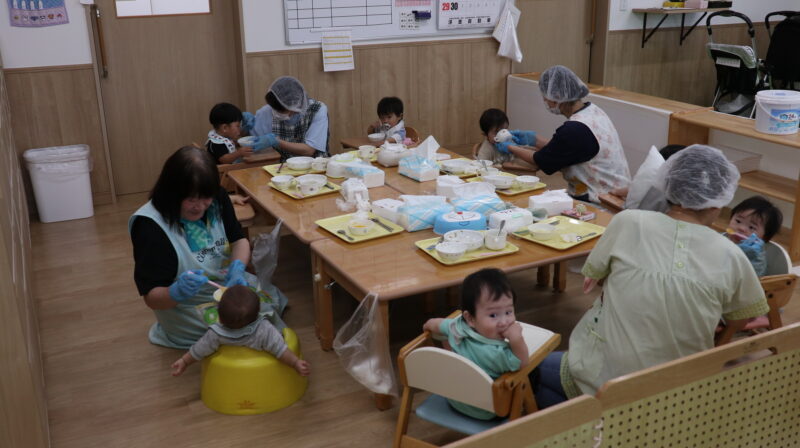 ０歳児の給食